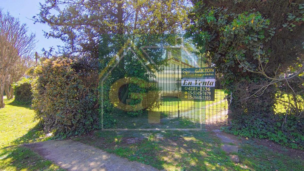Foto de VENTA DE CASAQUINTA CON PISCINA A RECICLAR ZONA EZEIZA, imagen 2