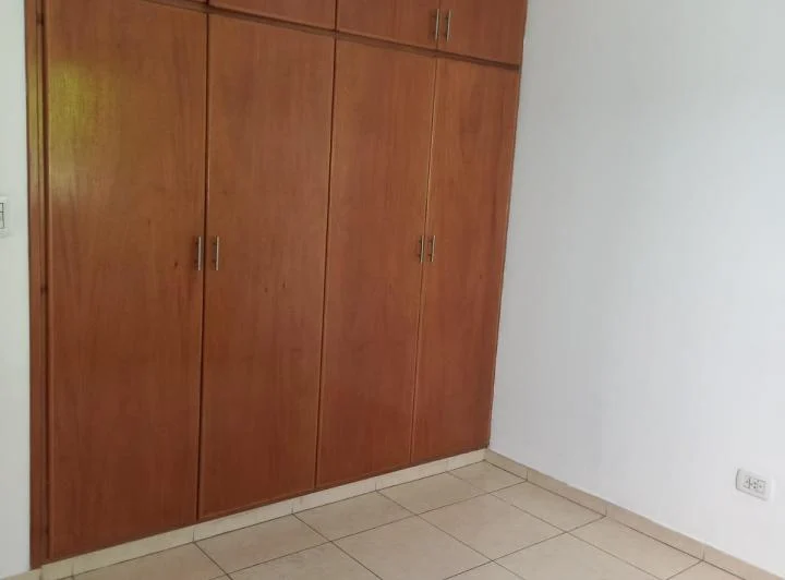 EXCELENTE DEPARTAMENTO COMPLEJO PRIVADO EN GUAYMALLEN  5