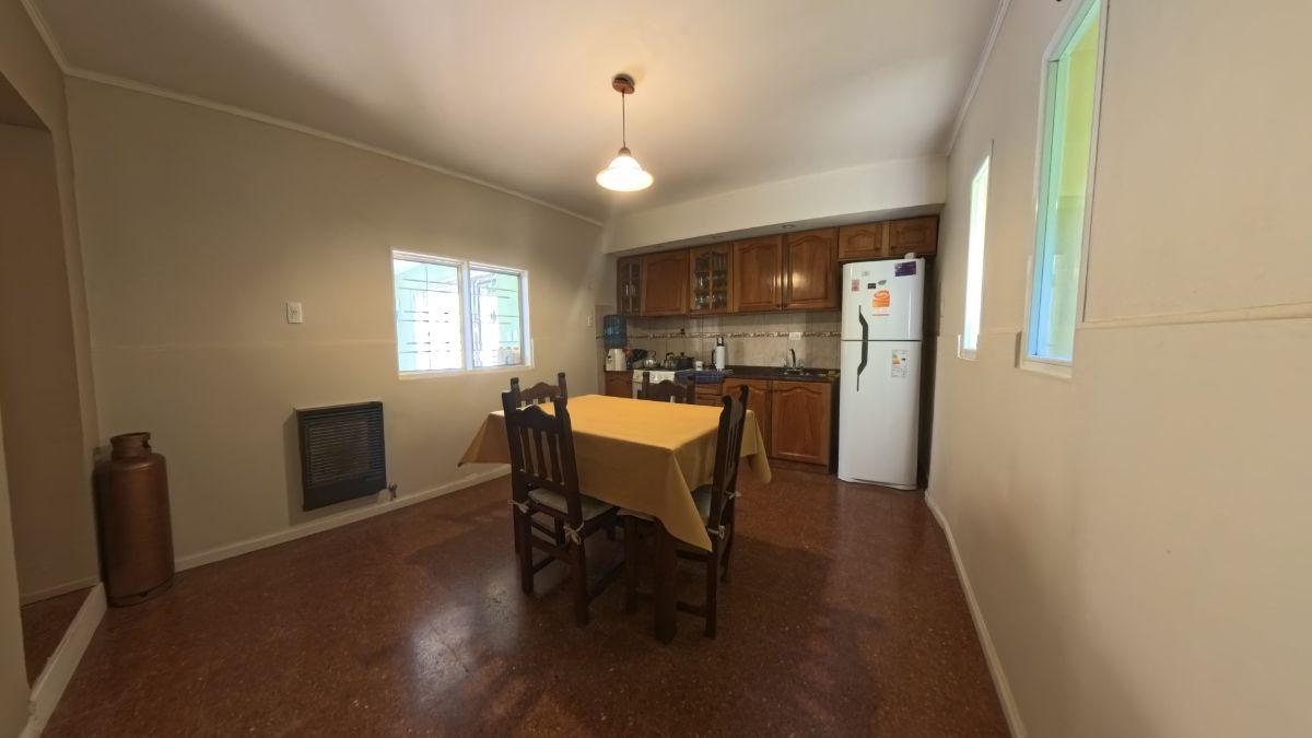 Foto de Casa en venta con pileta, parque y garaje en excelente ubicación, imagen 1
