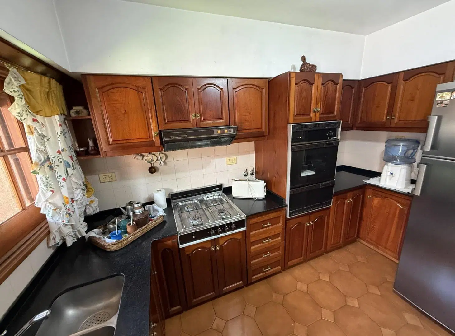 Venta casa 4 ambientes Turdera 2