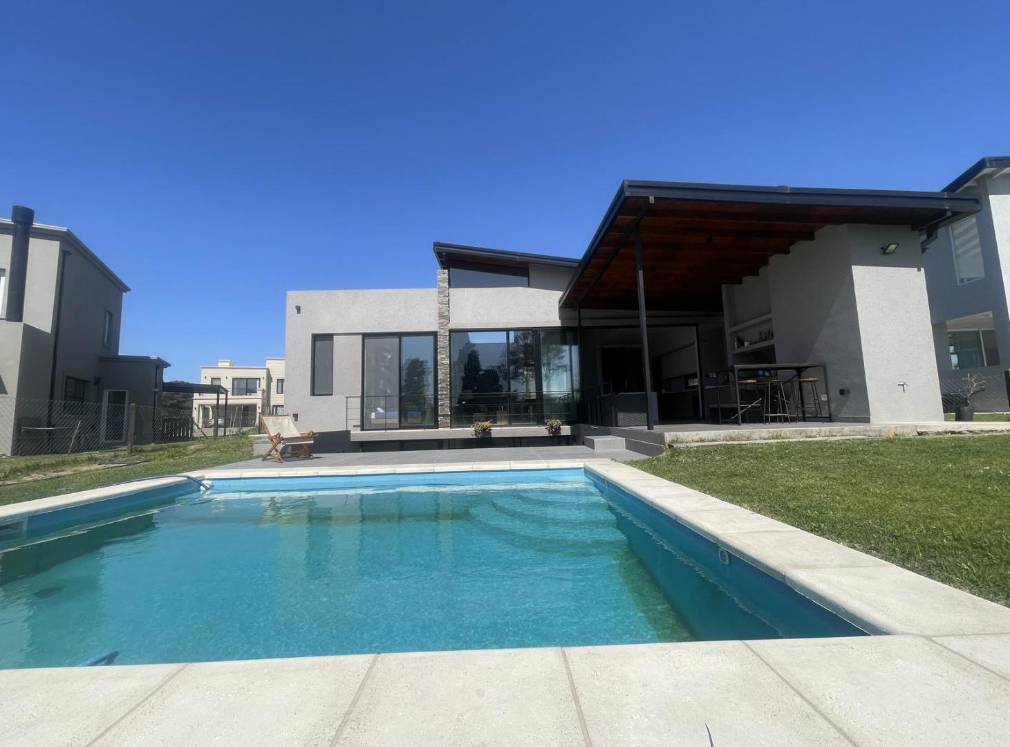Foto de VENTA CASA 4 AMBIENTES EZEIZA, imagen 4
