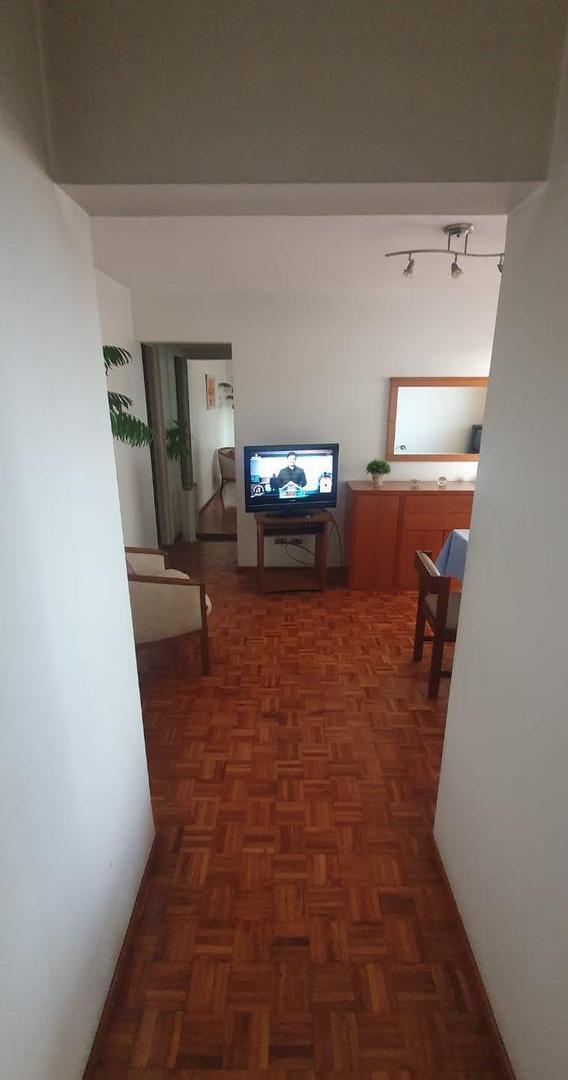 Foto de VENTA DEPARTAMENTO EN FLORES, imagen 1