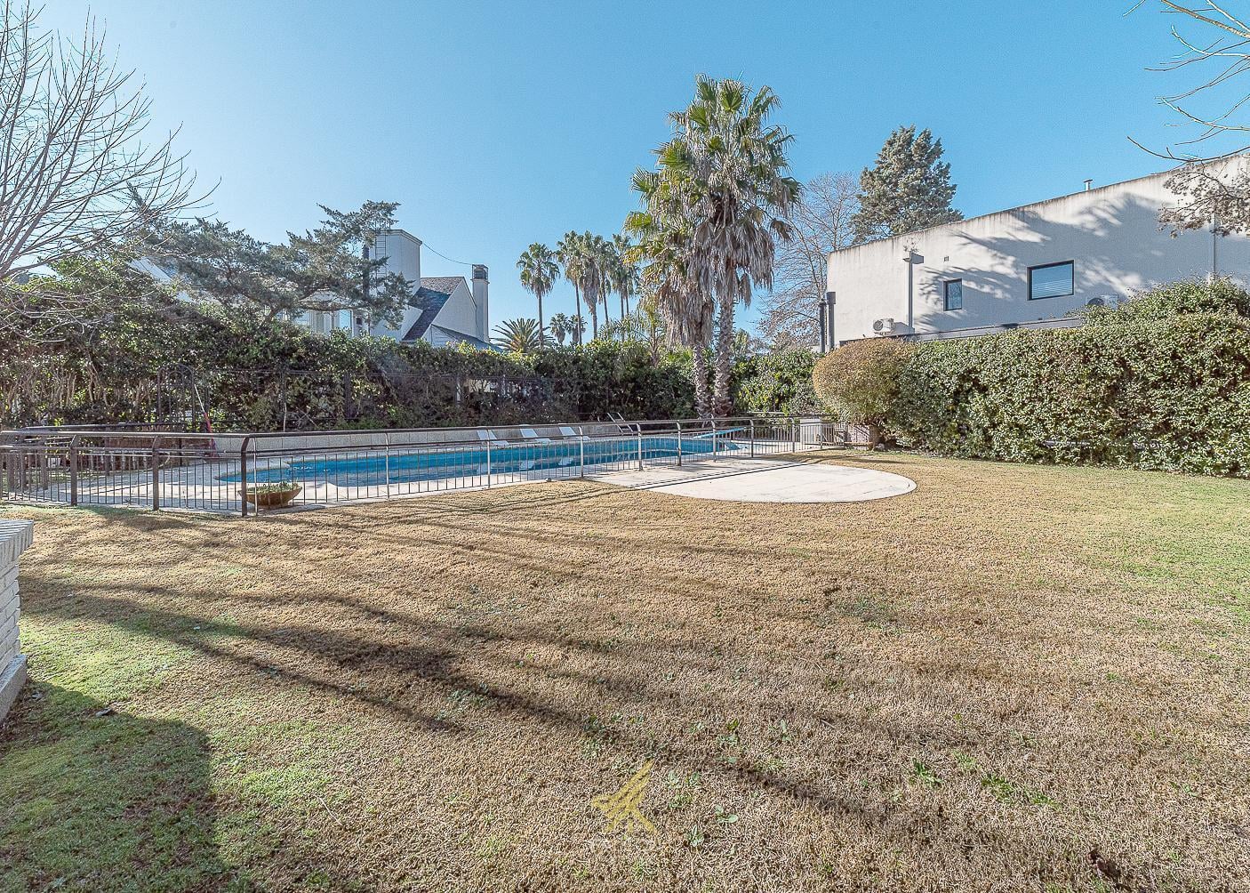 Foto de Casa en venta 8 ambientes en Campo Chico Country Club, imagen 3