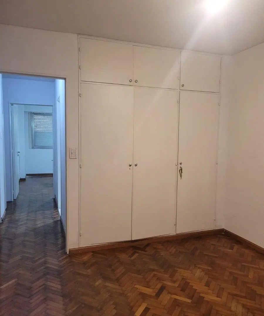 EN VENTA DEPARTAMENTO DE 3 DORMITORIOS EN RIOJA AL 1000 1
