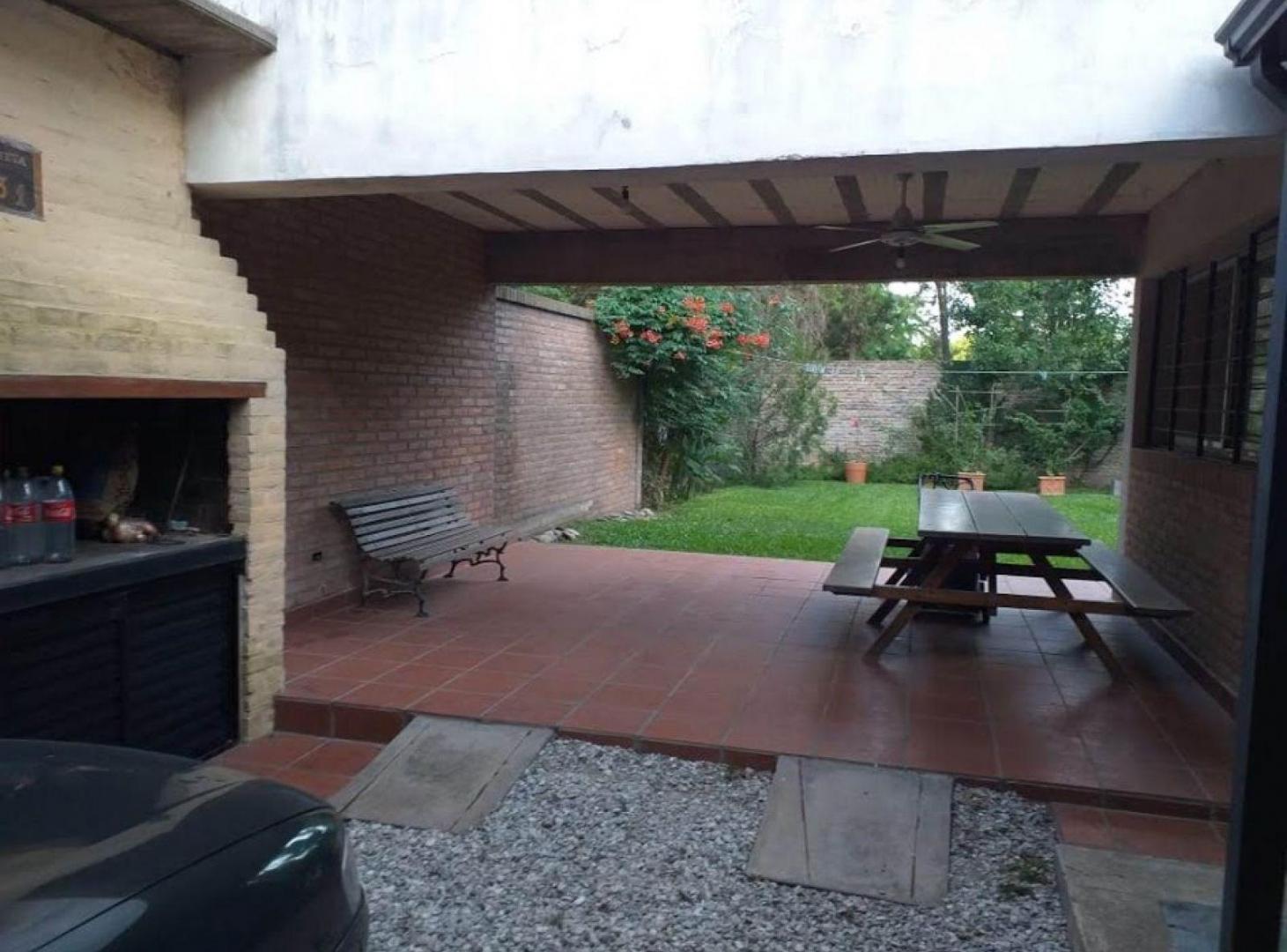 Foto de EXCELENTE CASA EN FUNES, RECIBE PERMUTA, imagen 5