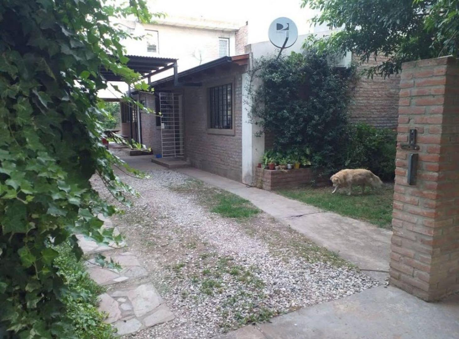 Foto de EXCELENTE CASA EN FUNES, RECIBE PERMUTA, imagen 2
