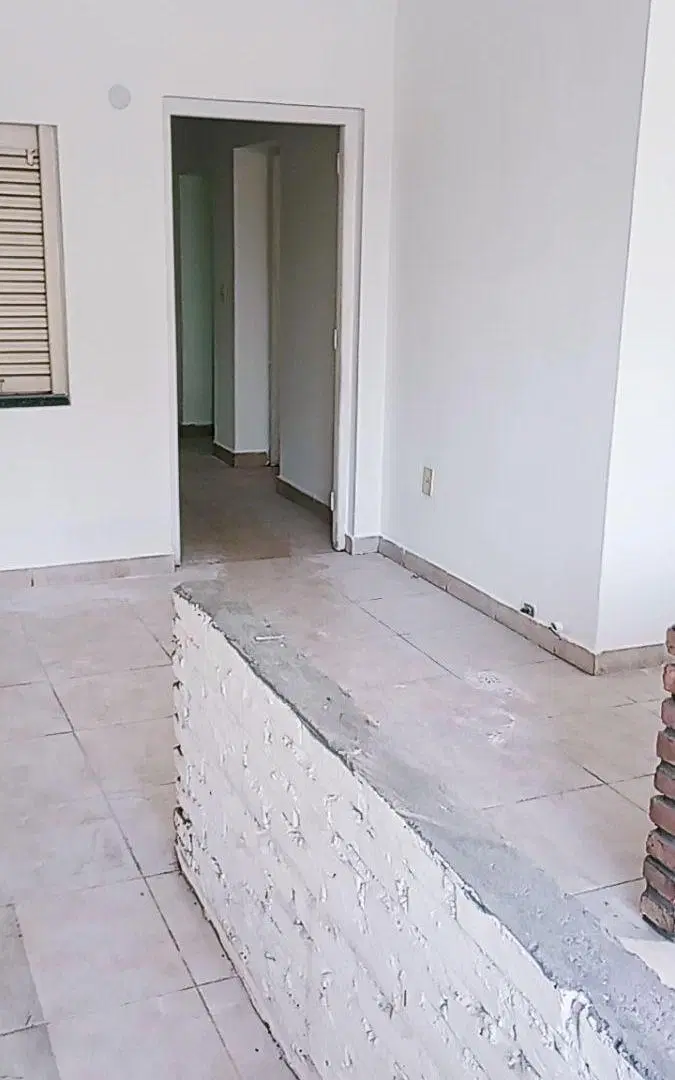LOCAL COMERCIAL EN VENTA – AMPLIO FRENTE Y GRAN POTENCIAL COMERCIAL 1