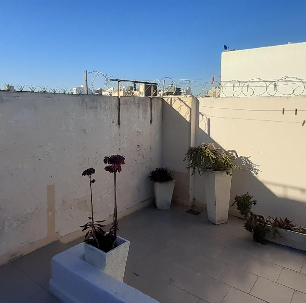 Ampio Departamento de 105 m², Sin Expensas en B° Alto Alberdi 2
