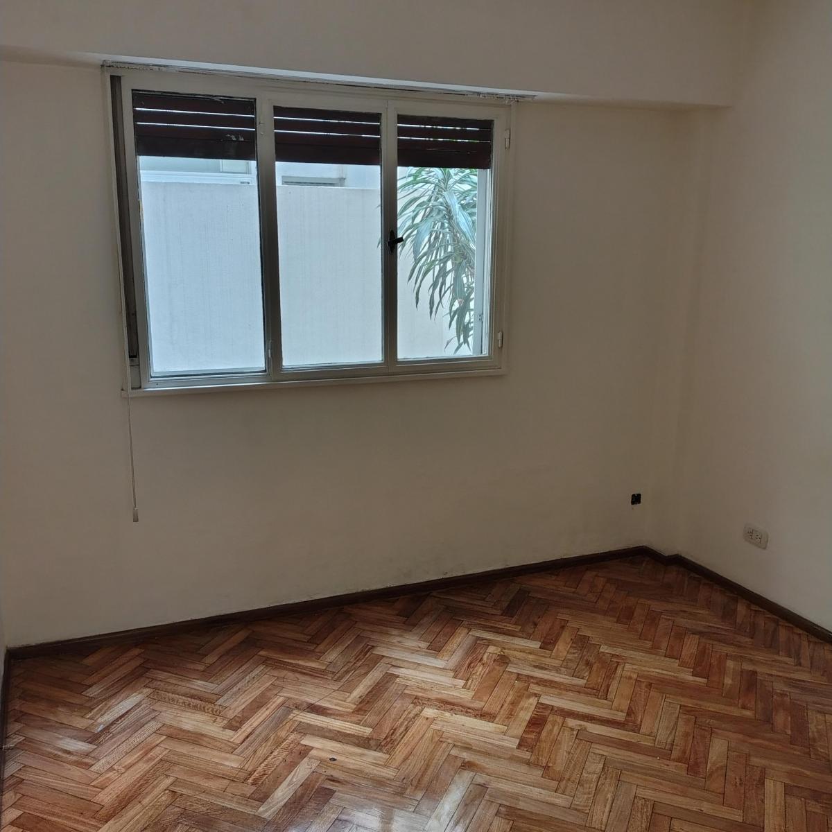 Dueno Vende Semipiso Belgrano 5 Amb Balcon Patio y Cochera 3