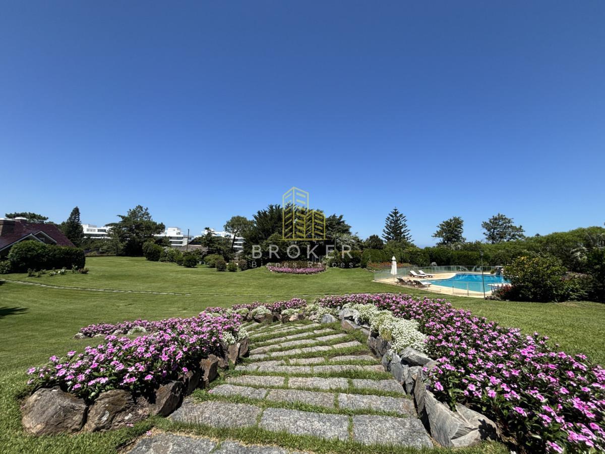 Foto de Venta casa mansa punta del este piscina, imagen 1