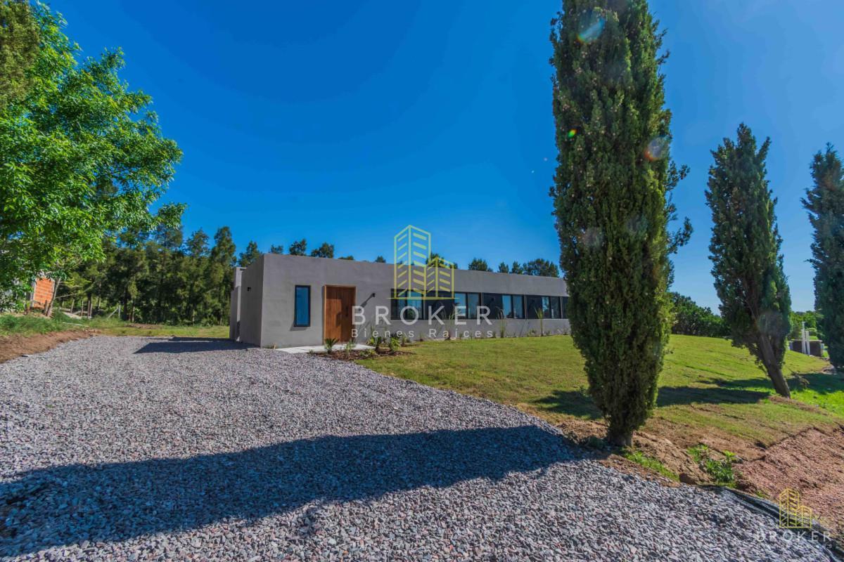 Foto de Venta Casa 4 dormitorios A ESTRENAR Cumbres de Carrasco Barrio Privado, imagen 3