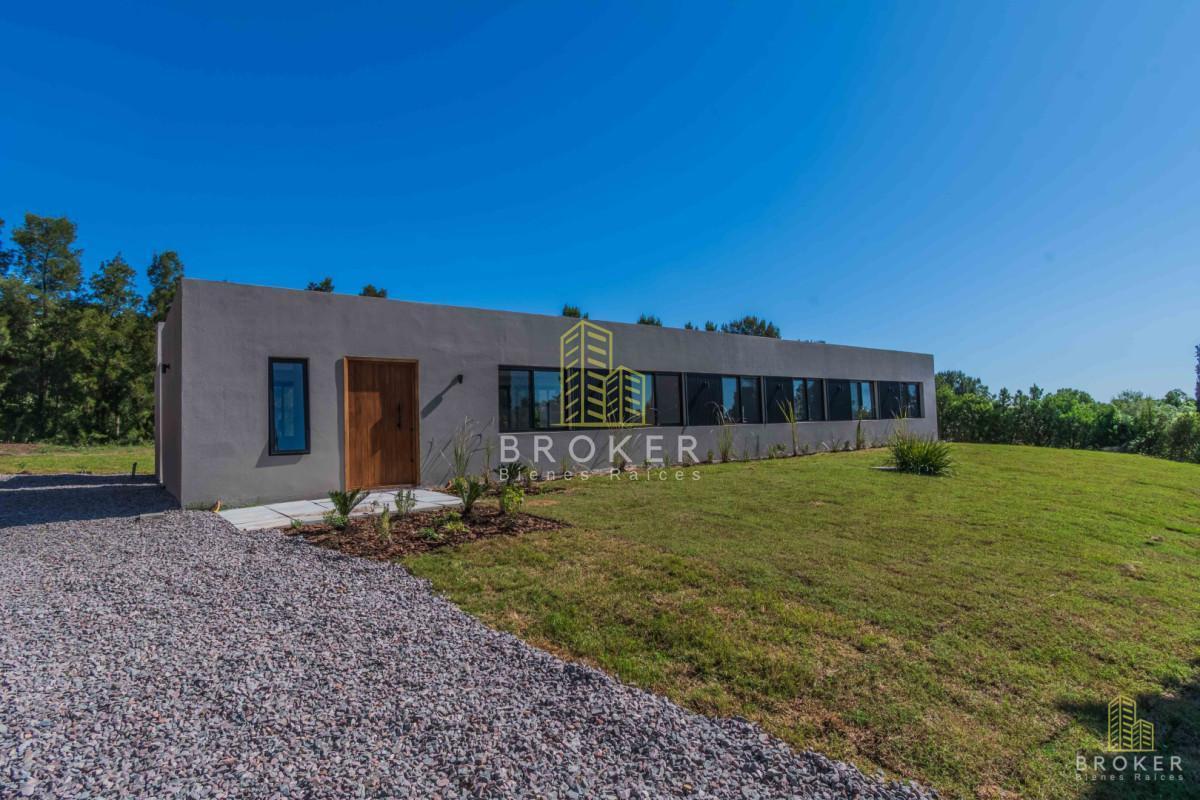 Foto de Venta Casa 4 dormitorios A ESTRENAR Cumbres de Carrasco Barrio Privado, imagen 4