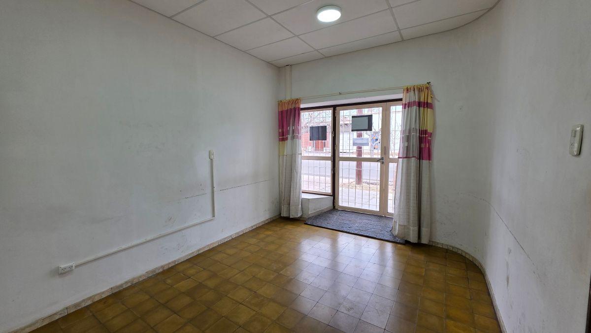 Foto de Alquiler Local Comercial Céntrico en Maipú, imagen 3