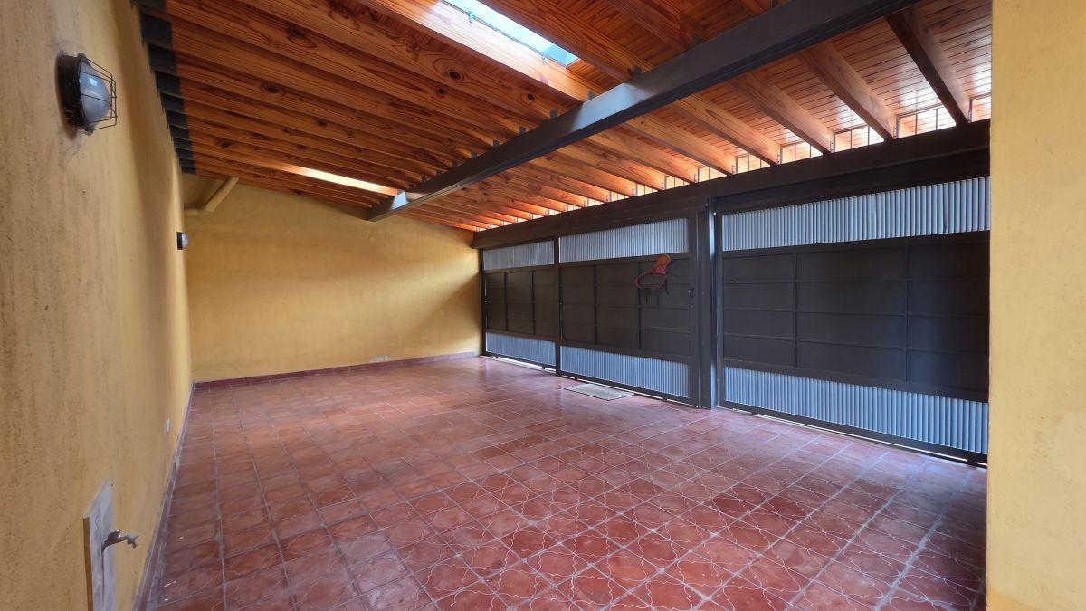 Foto de Dúplex en Alquiler de 3 dormitorios y cochera en complejo cerrado., imagen 4