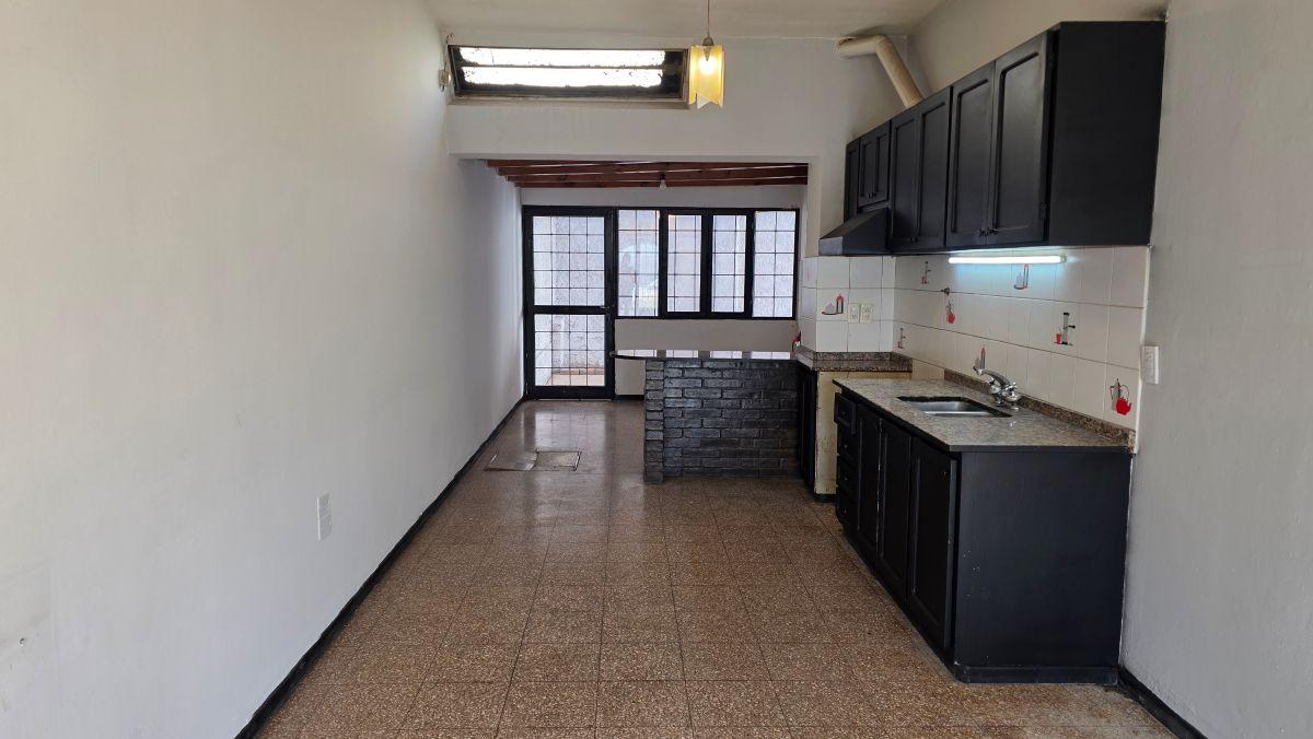 Foto de Alquiler de Casa: uso comercial / profesional en pleno radio céntrico, imagen 3