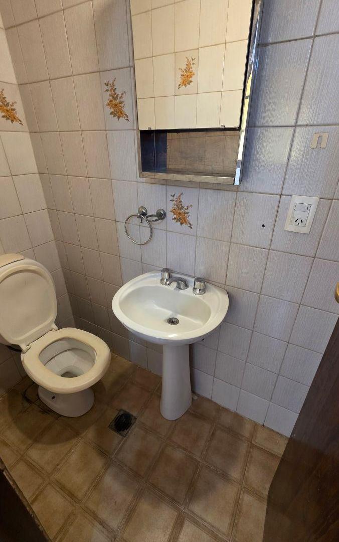 Foto de Alquiler de Casa: uso comercial / profesional en pleno radio céntrico, imagen 1