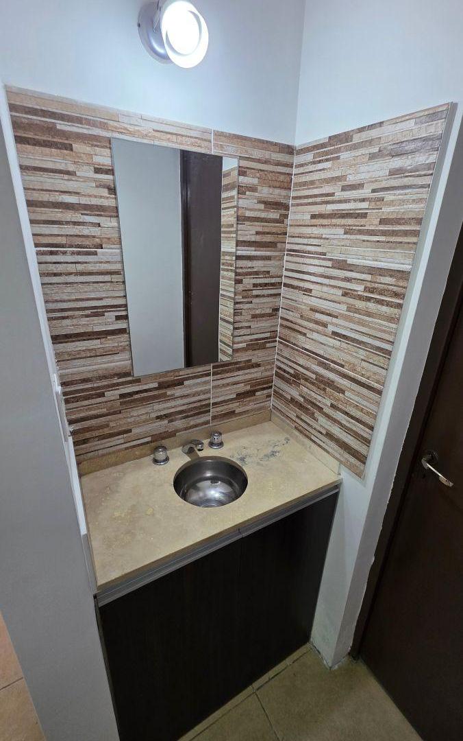 Foto de Impecable Casa de 3 Dorm. en B° Natania 47, Luzuriaga - Maipú, imagen 4