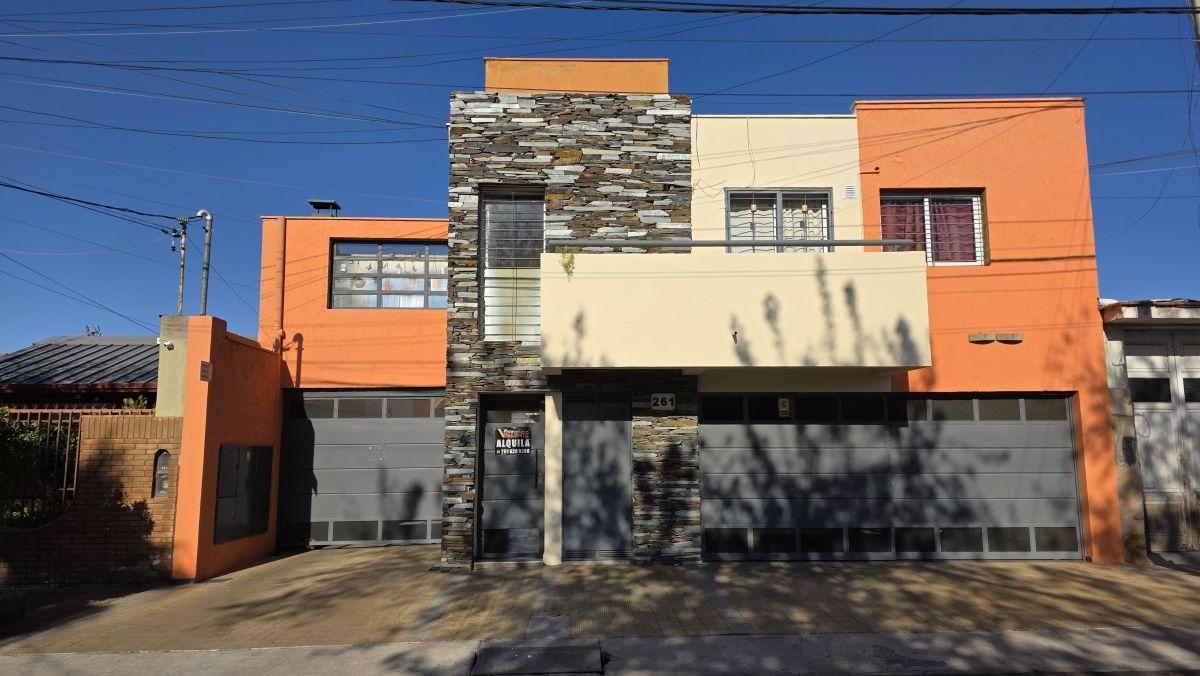 Foto de Alquiler Departamento Dúplex 2 dormitorios con cochera — Complejo, imagen 1