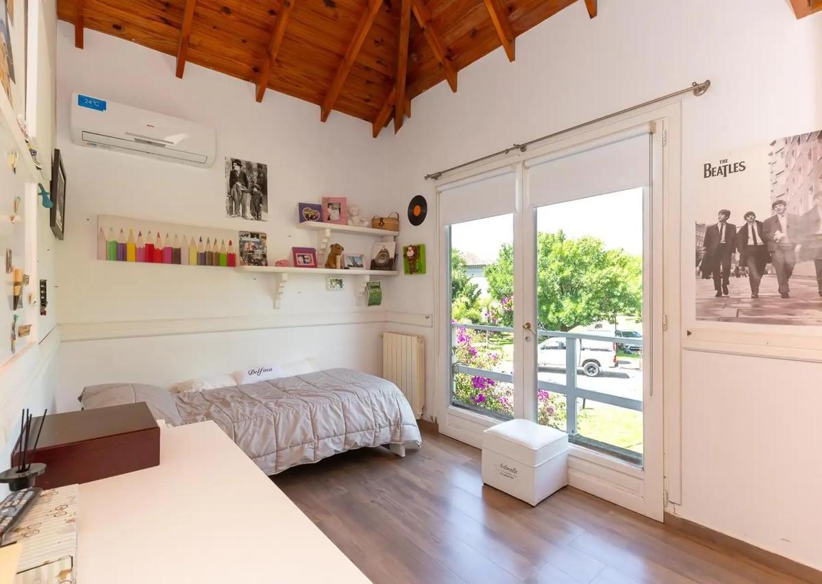 Casa en Venta en Club de Campo Abril 3