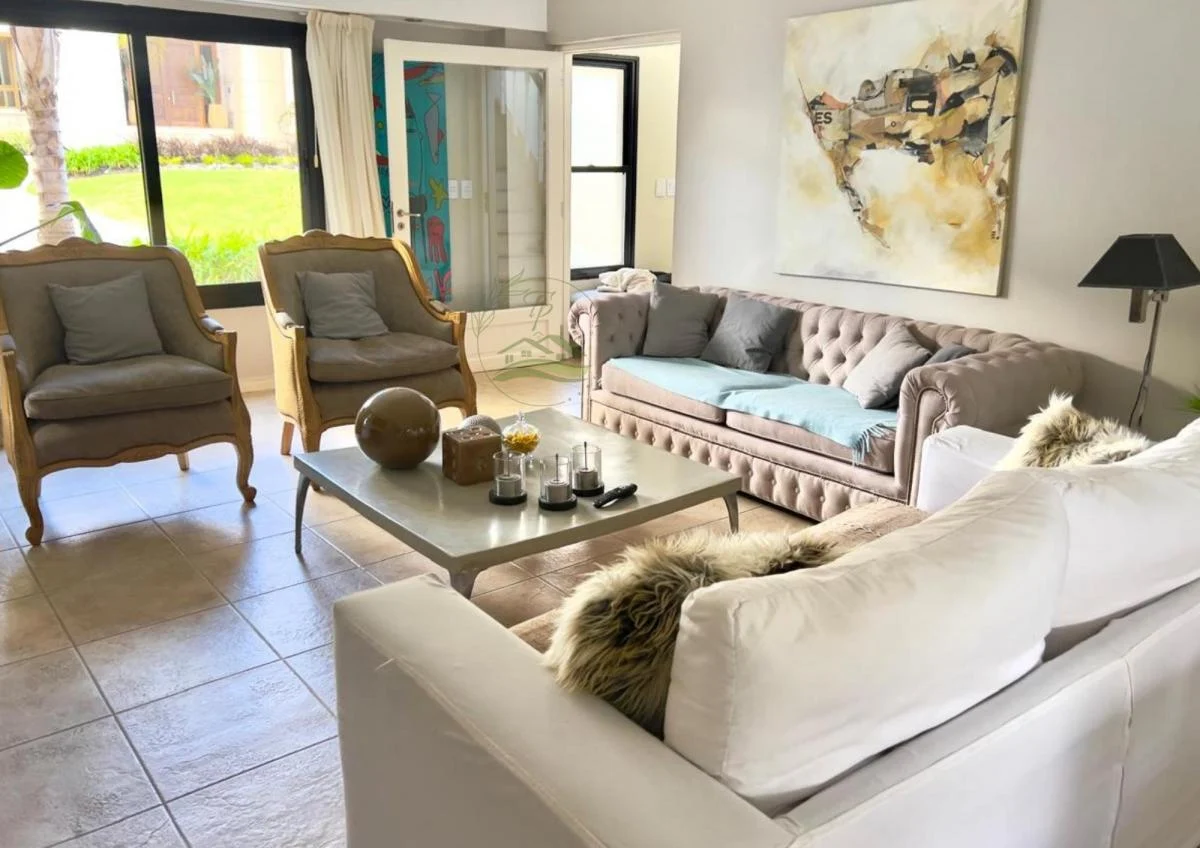 Casa en Venta en Club de Campo Abril 2