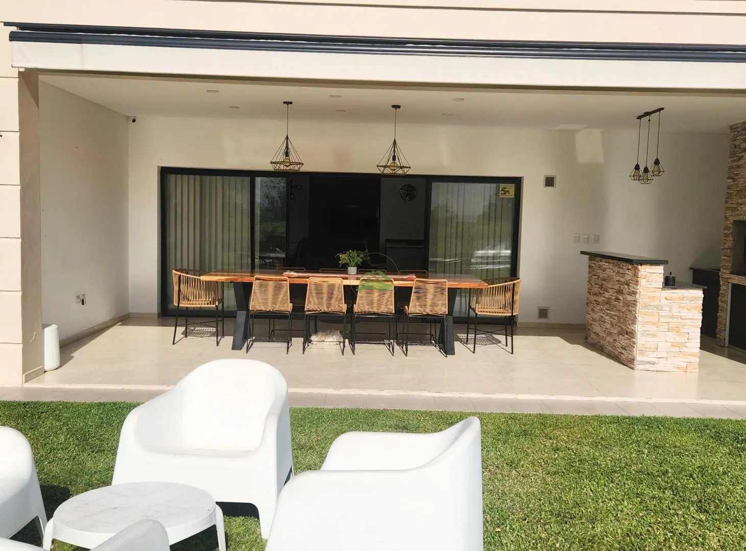 Casa en venta en Area 60 - La Victoria 3