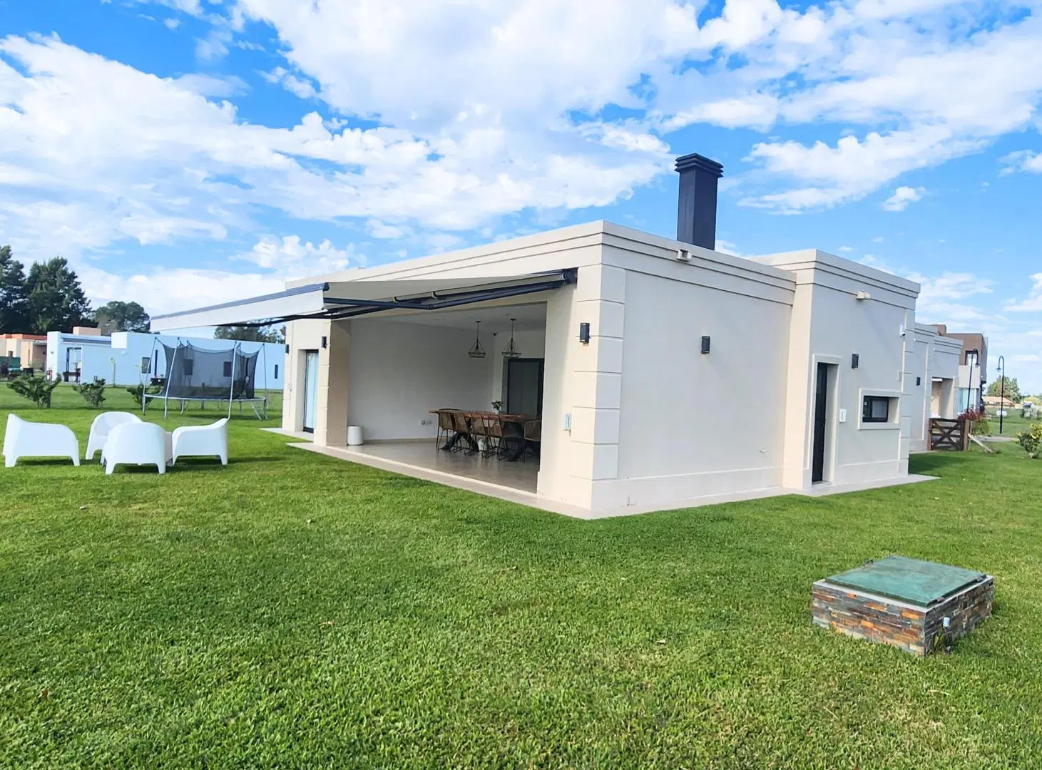 Casa en venta en Area 60 - La Victoria 5