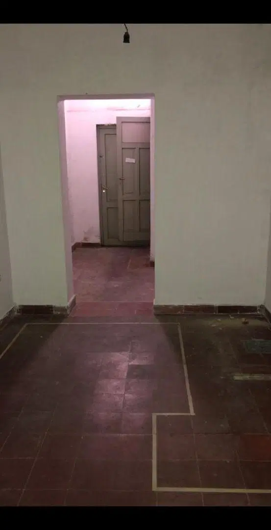 Se Alquila Salón/Depósito LA TABLADA 137 CENTRO 3