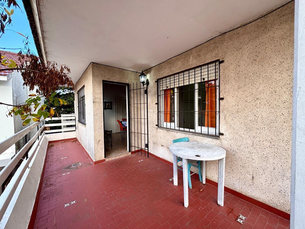 Departamento en Venta con terraza super amplio en santa teresita