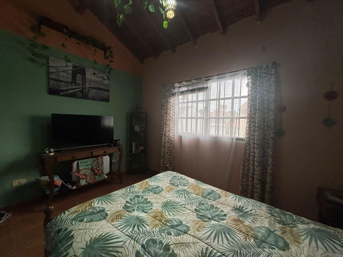 Foto de Triplex con cochera en Venta Mar del Tuyu, imagen 2