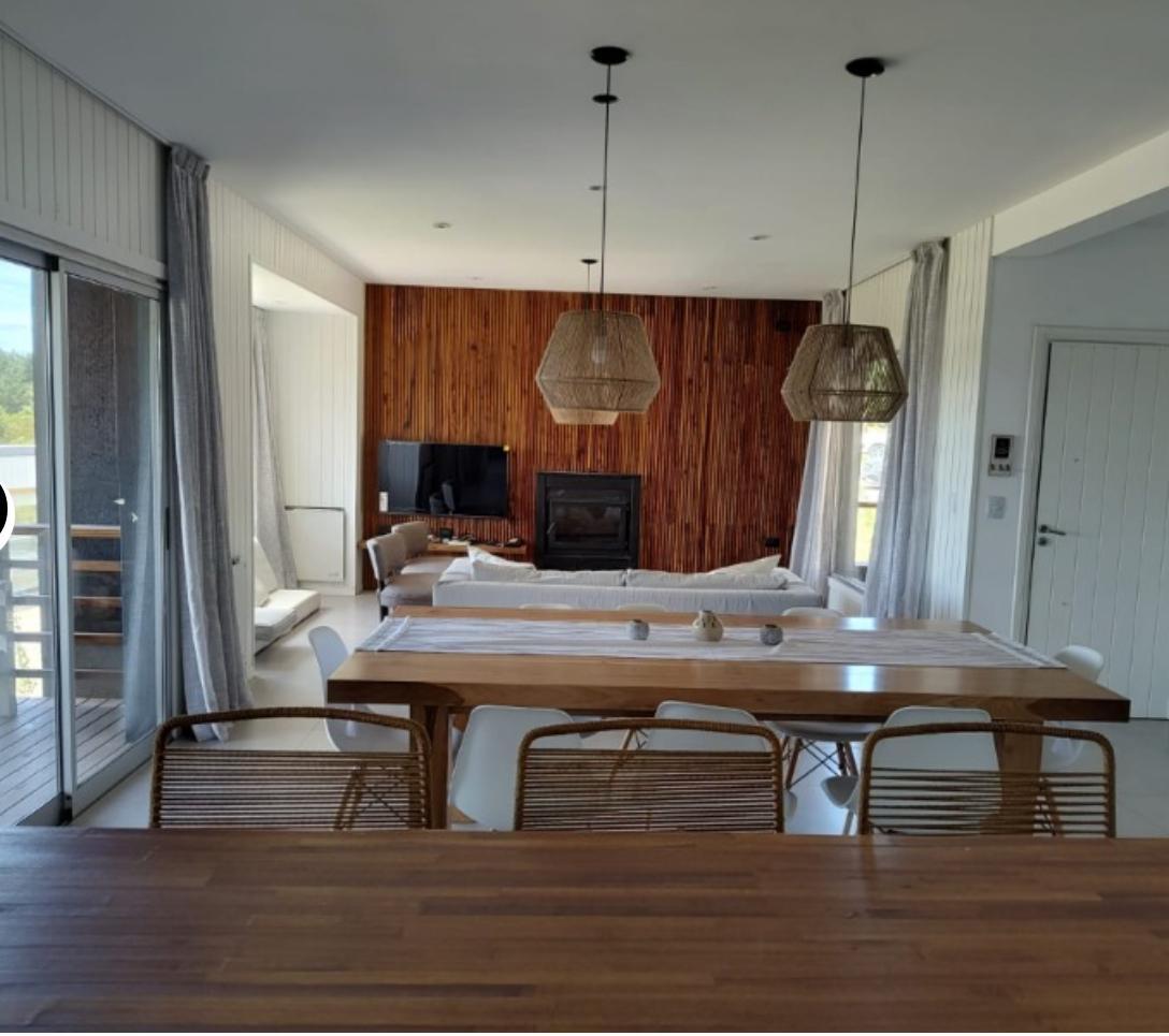 Oportunidad! Casa en Costa Esmeralda 3