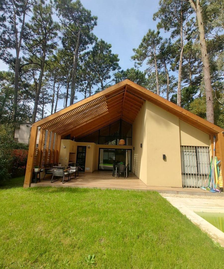 Foto de Casa Nórdica en Venta, Valeria Del Mar, Pinamar, imagen 2
