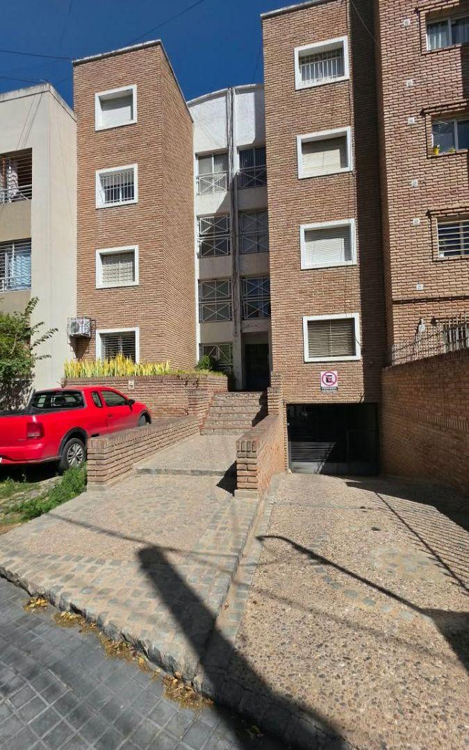 B° COFICO, Dpto. 1 DORMITORIO Con COCHERA