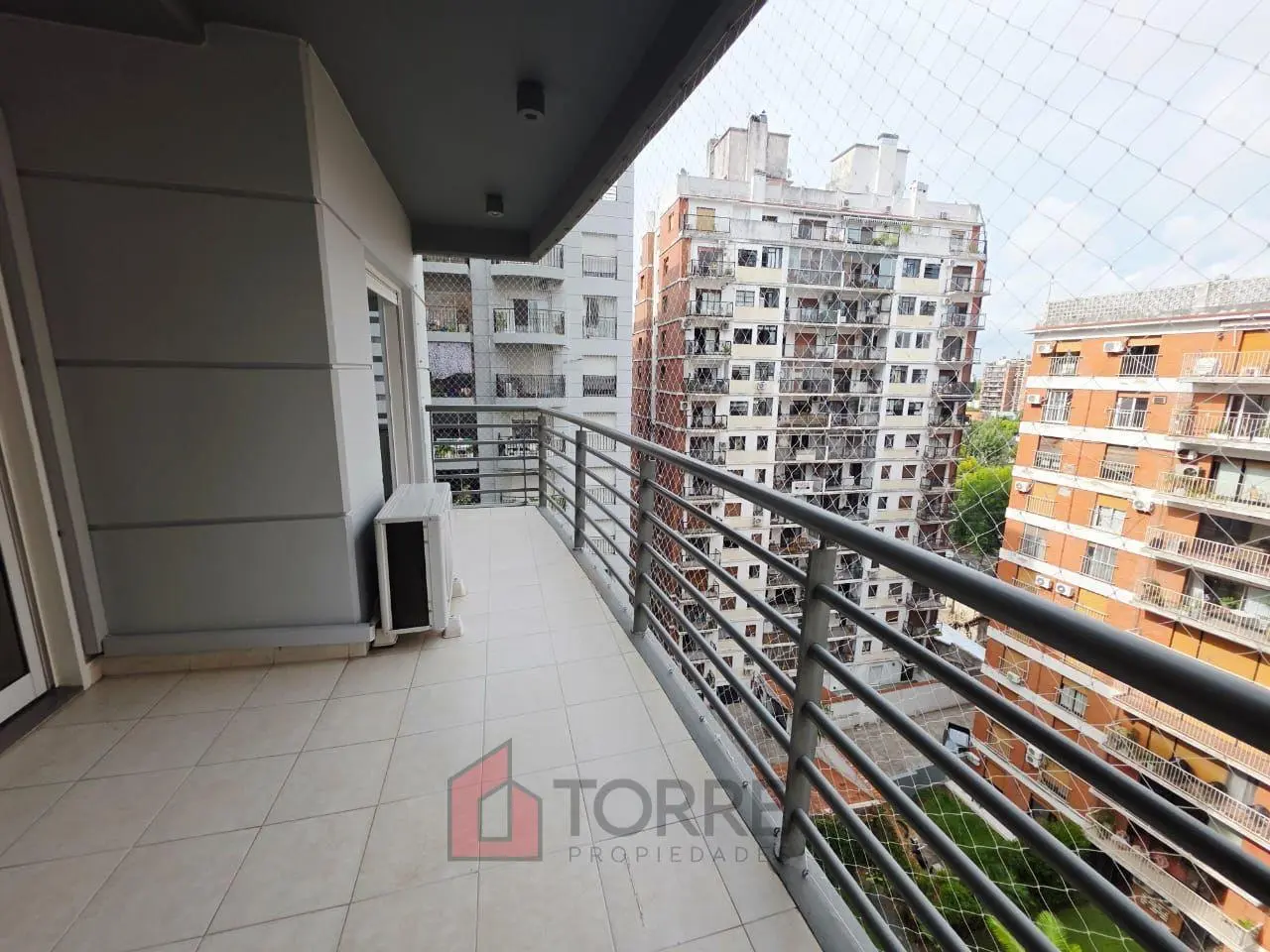 Divino depto en alquiler 3 ambientes, cochera,  Amenities, Seguridad por Totem en La Isla Olivos 4