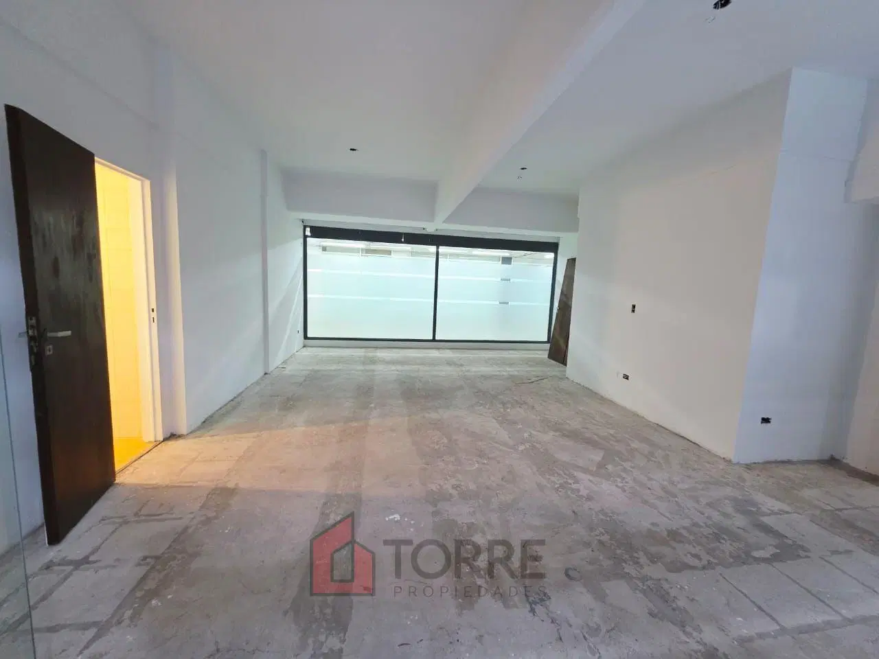 LOCAL/OFICINA EN ALQUILER EN LA MEJOR ZONA COMERCIAL DE MARTÍNEZ, SAN ISIDRO 2