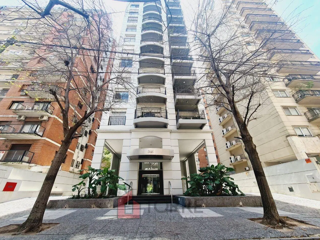 Impecable departamento de 2 ambientes en alquiler en edificio con amenities y seguridad por Totem 3