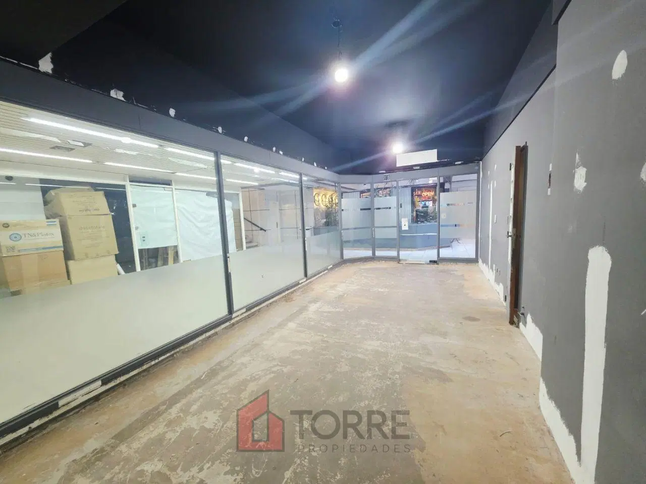 LOCAL/OFICINA EN ALQUILER EN LA MEJOR ZONA COMERCIAL DE MARTÍNEZ, SAN ISIDRO 5