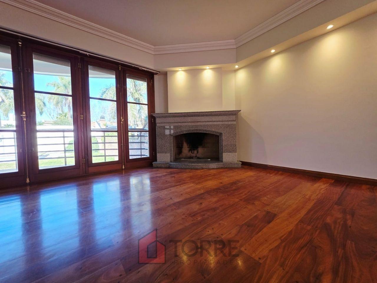Foto de Divina y elegante casa en alquiler en Martínez, walking distance, imagen 1