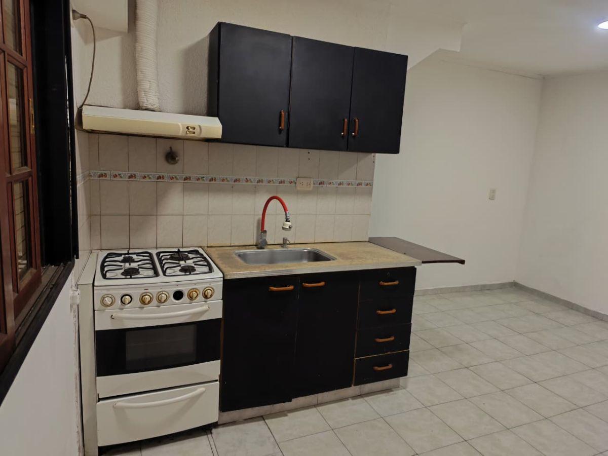 Foto de DEPARTAMENTO PH AL FRENTE, imagen 2