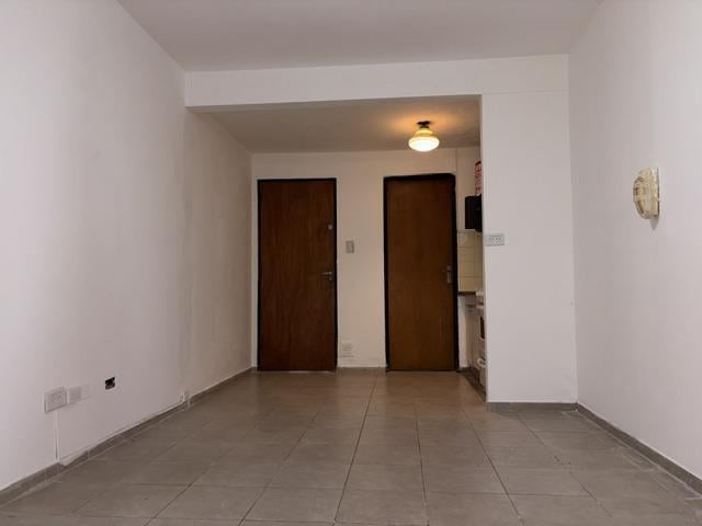 Foto de Montevideo y Paraguay Planta Baja Patio, imagen 5