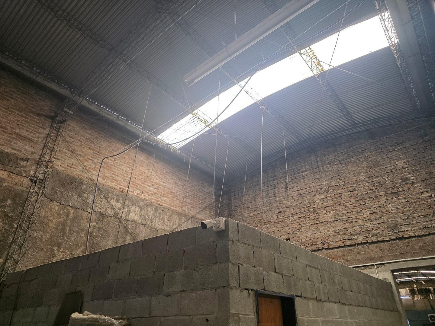 Foto de Depósito Galpón en Venta en Villa Lynch, San Martin, G.B.A. Zona Norte, imagen 4
