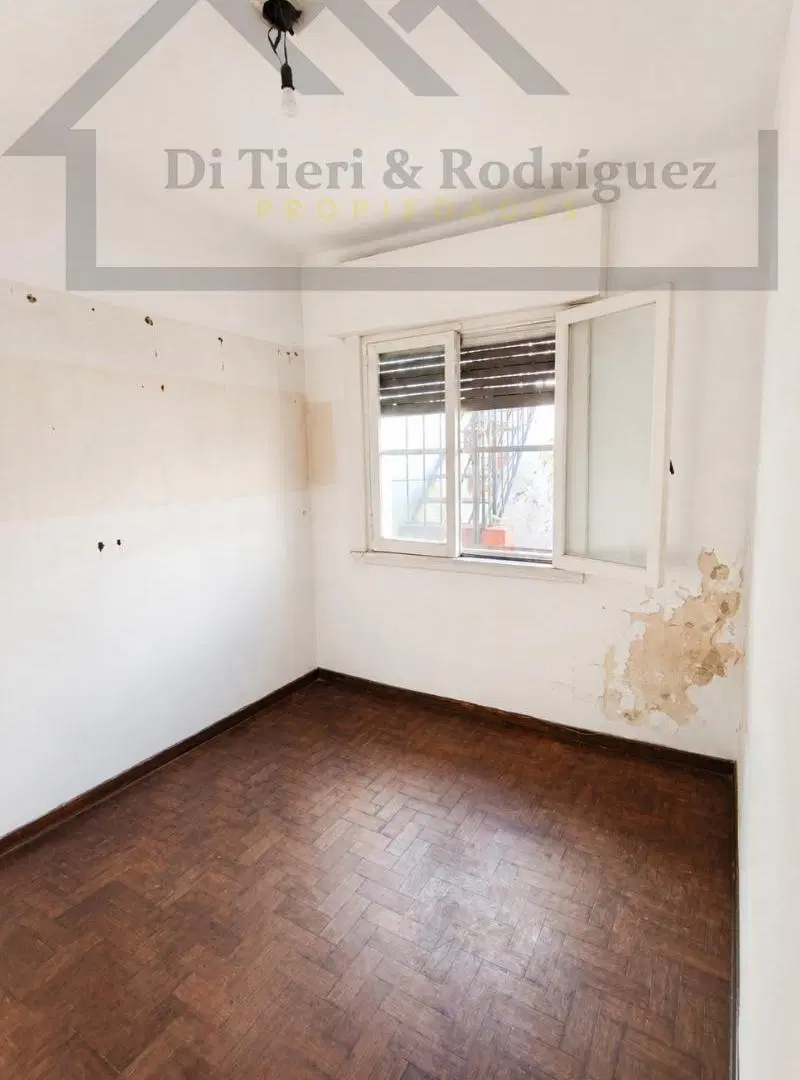 Chalet en Venta en Ciudad Jardín – Excelente Ubicación y Gran Potencial 5