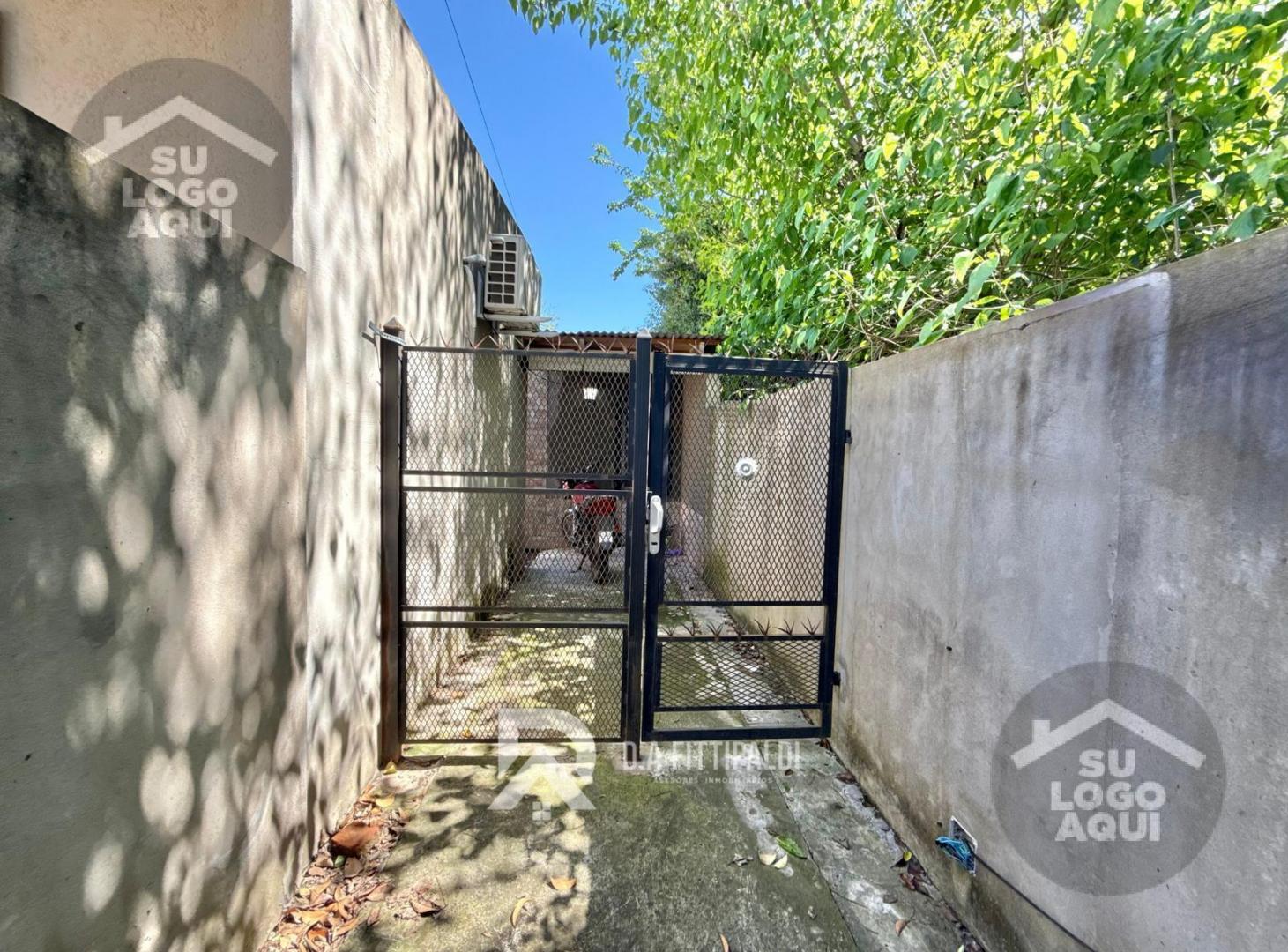 Venta tres Departamentos de tres ambientes tipo PH en Manzanares, Pilar con Renta