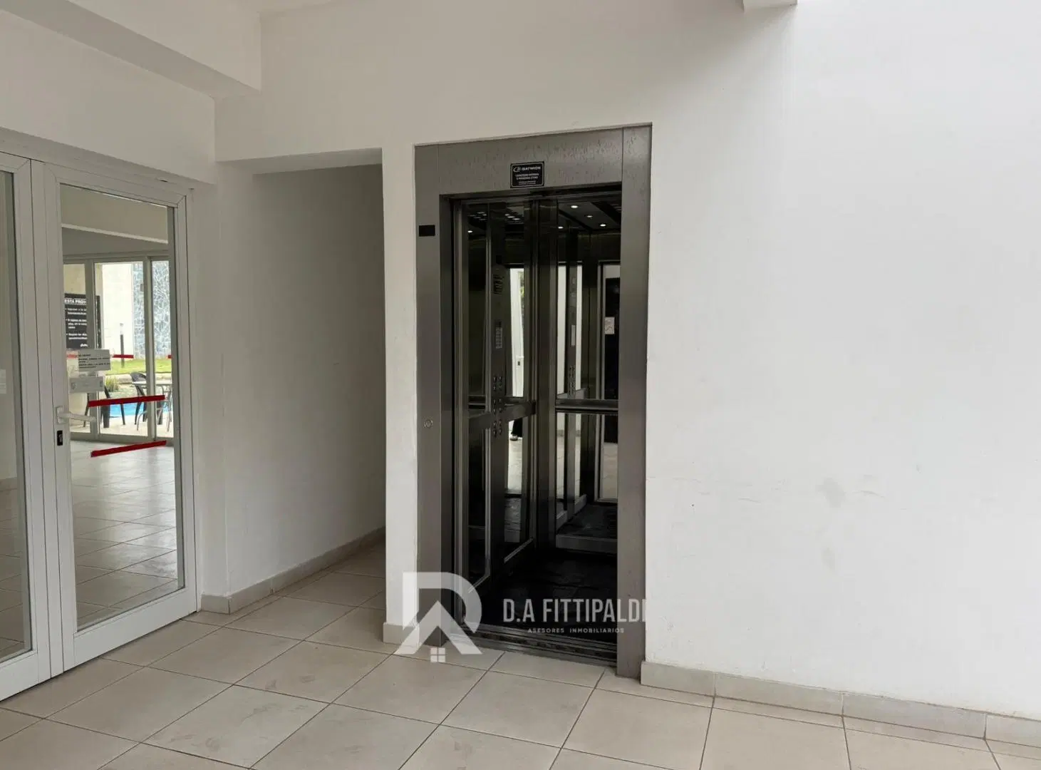 Departamento monoambiente con balcon y amenities Piar Saravi 3