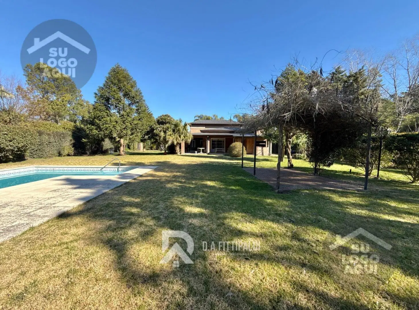 Casa en venta 5 ambientes pileta parque Parrilla Dependencia Jularo Exaltacion de la Cruz 5