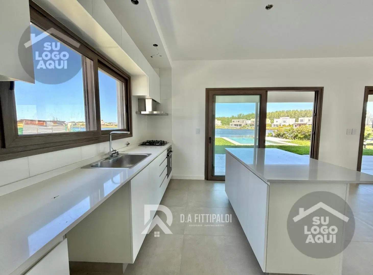 Casa en venta 3 ambientes galeria pileta parrilla barrio Santa Ana Tigre a la Laguna 2