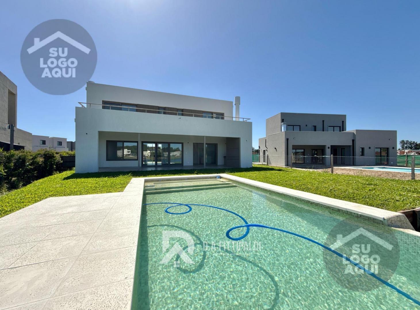 Casa en venta 6 ambientes galeria pileta parrilla barrio Santa Ana Tigre a la Laguna
