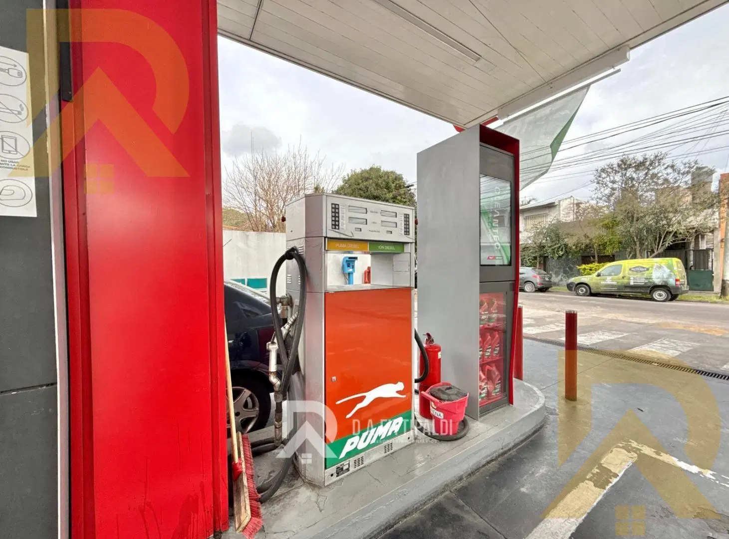 Estación de Servicio Shop lavadero de autos Martinez 4