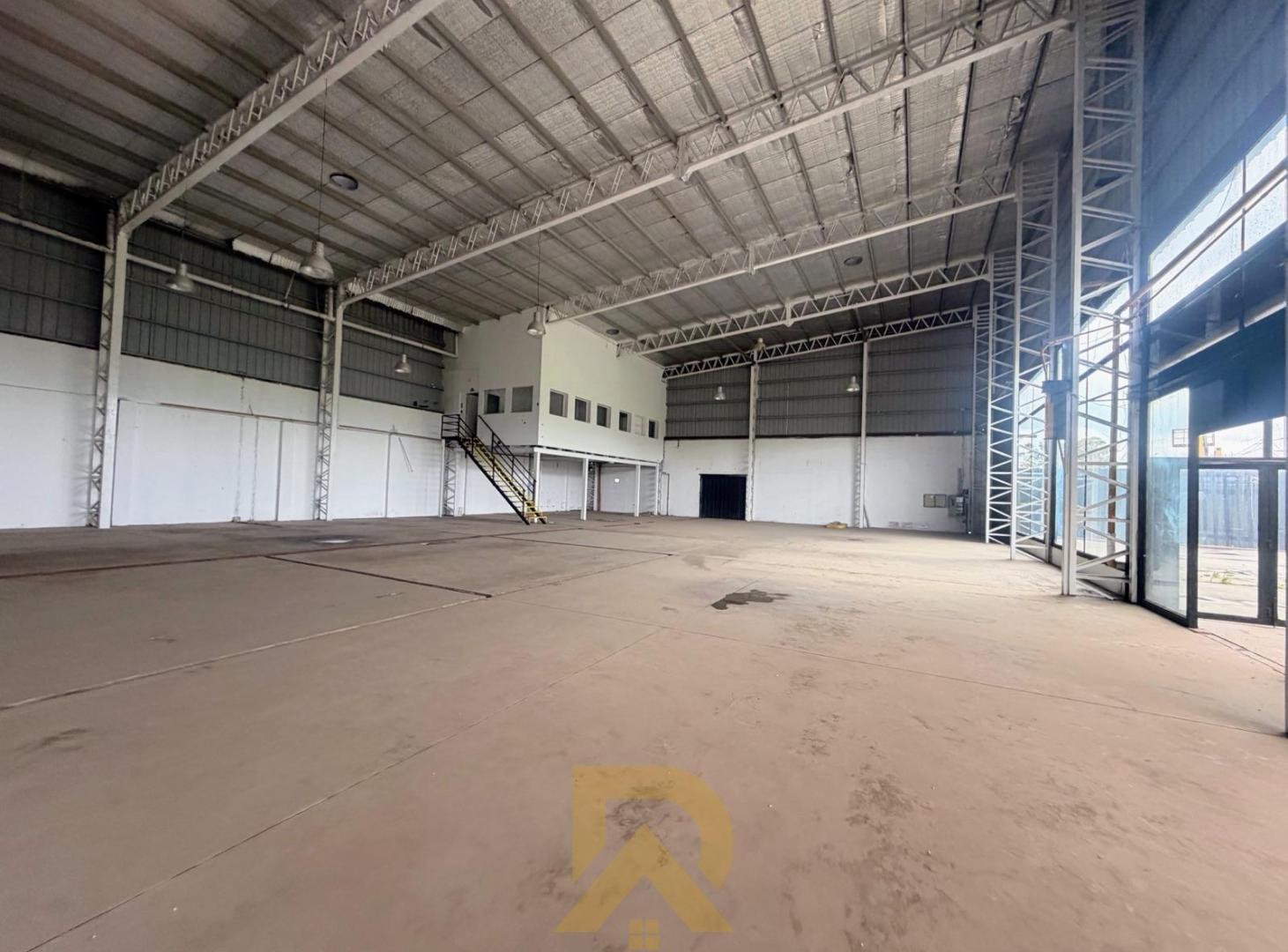 Foto de Local en alquiler 550 m2 sobre colectora Ramal Pilar, imagen 3