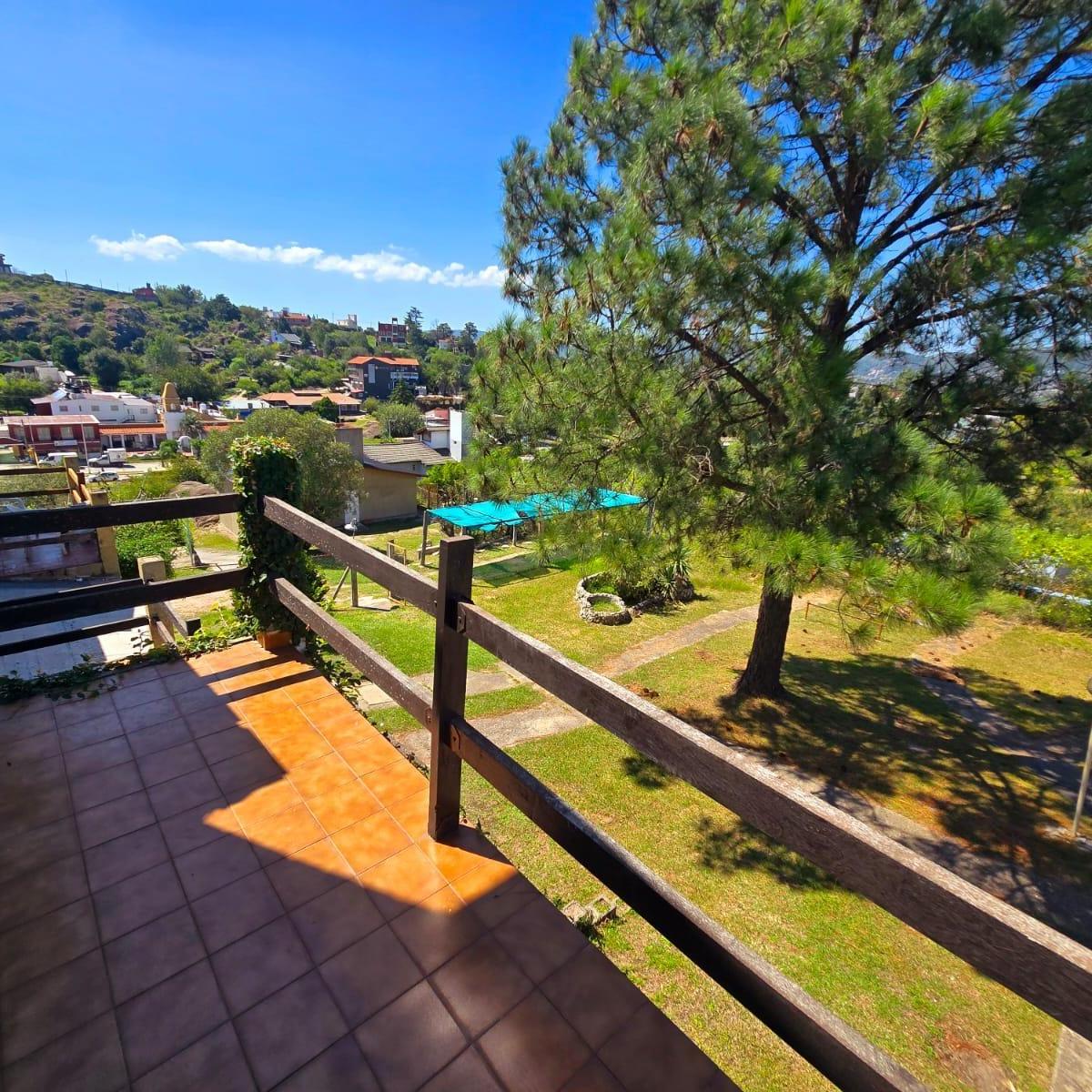 Duplex en V. del Lago 4