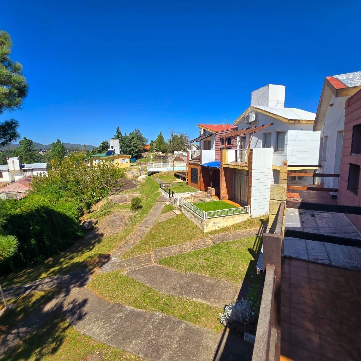 Duplex en V. del Lago 2